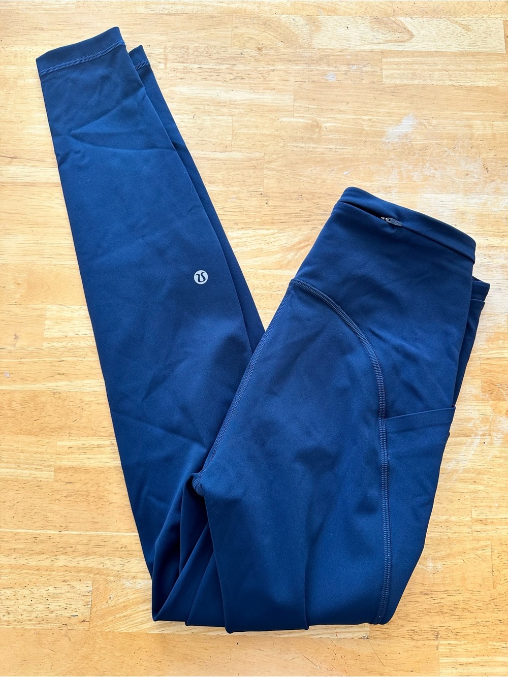 Lululemon leggings size 4